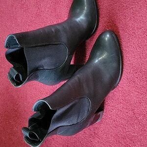 Ankle boots with heel